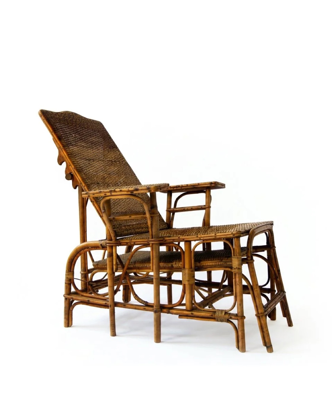 1920's French rattan recliner chair