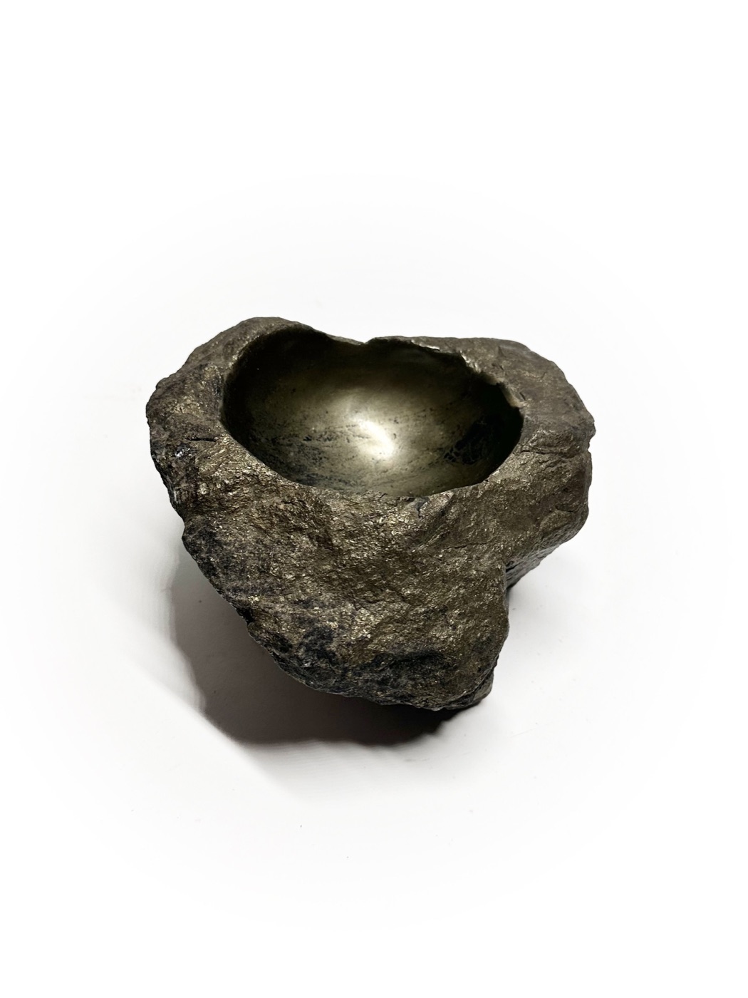Center bowl in solid Chalcopyrite